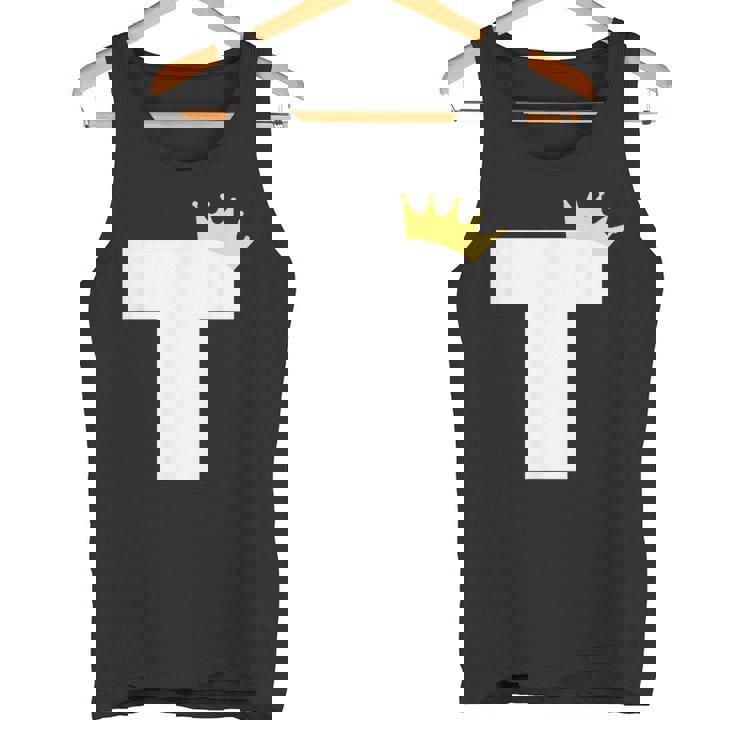 アルファベット T 大文字モノグラム イニシャル キング クイーン クラウン タンクトップ