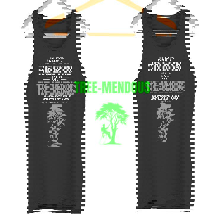 アーボリスト ダッドツリー愛好家 樹芸樹外科医クライマー タンクトップ