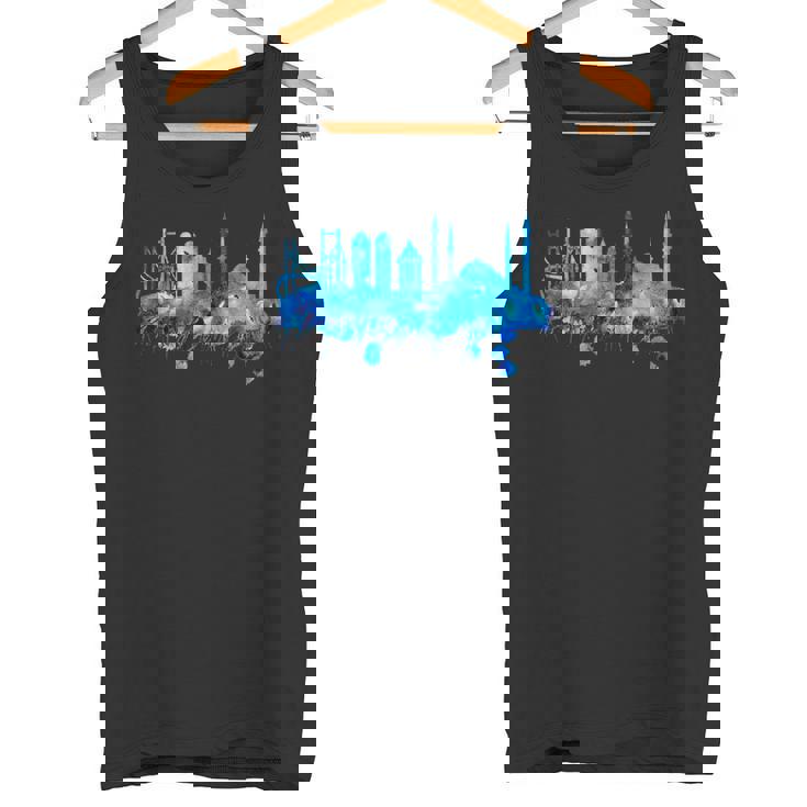 イスタンブールのスカイライン 青いモスク 青い絵 トルコ タンクトップ