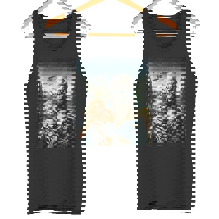 エイリアンホールディングヒューマンベイビーufo地球外接触tシャツ タンクトップ