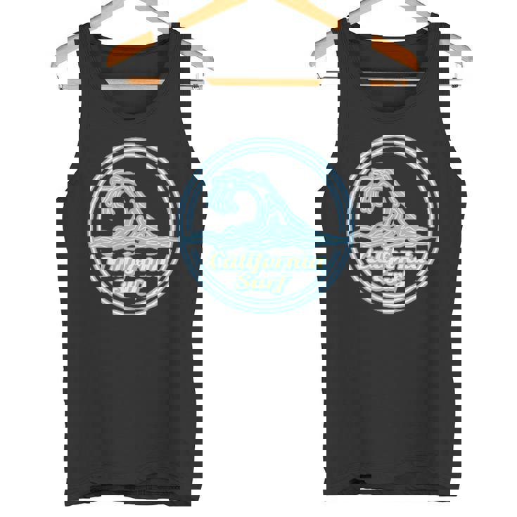 カリフォルニア州バハ、ビッグウェーブサーフクラブ、サーフィングラフィック。 タンクトップ