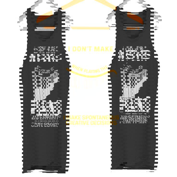 キーボード ピアニスト 面白い 音楽 ミュージシャン ピアノ奏者 恋人 タンクトップ