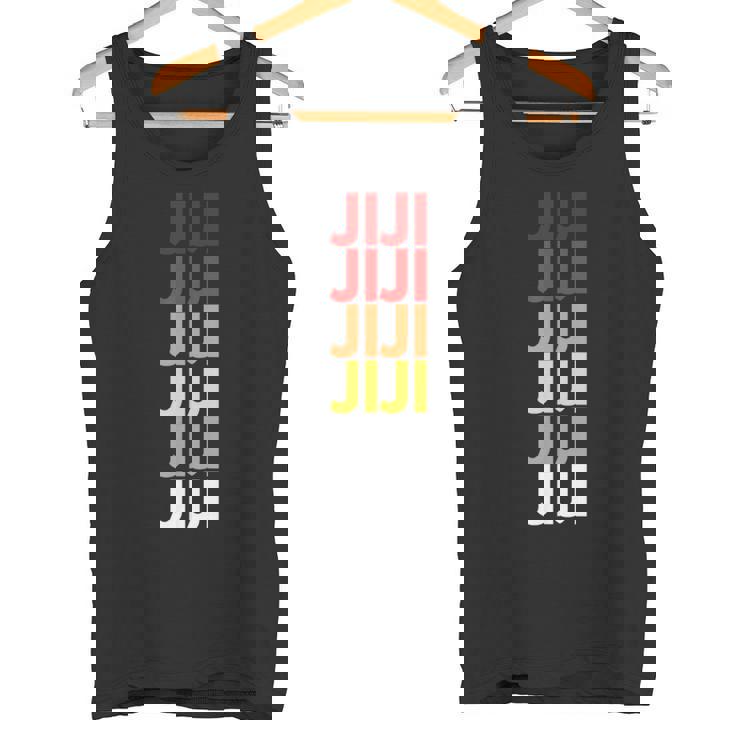 ジジのおじいちゃんが日本語でジジにちなんだカラフルな名前 タンクトップ