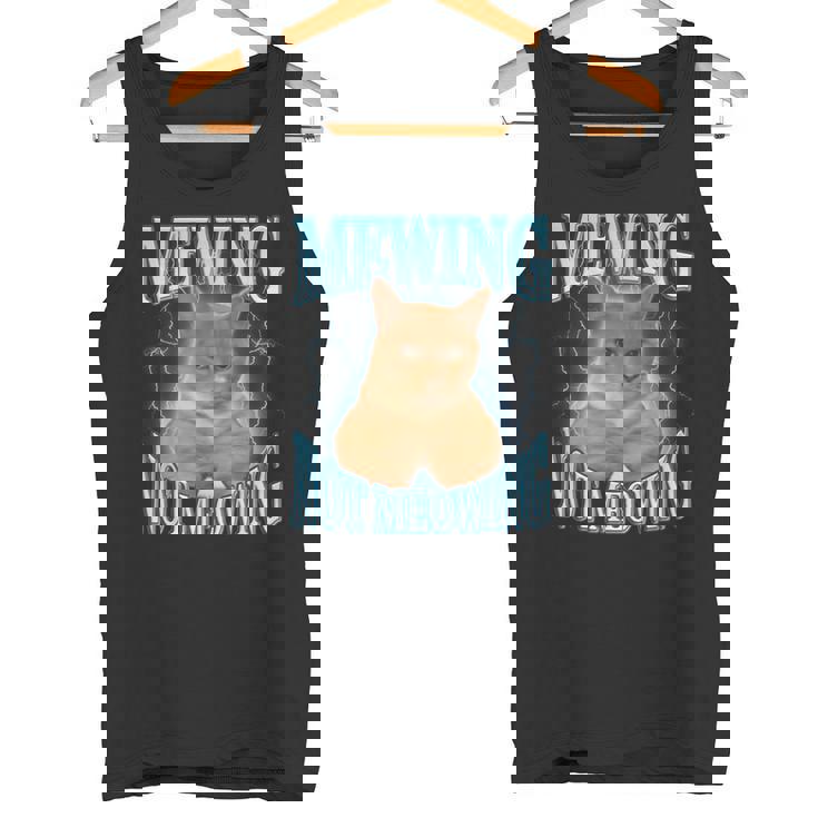 ニャーイングルックスマックスニャー付きファニーキャットミーム タンクトップ