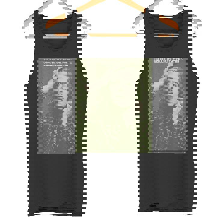 ブライアン・ウォードによるデヴィッド・ボウイの神の対称写真。 タンクトップ