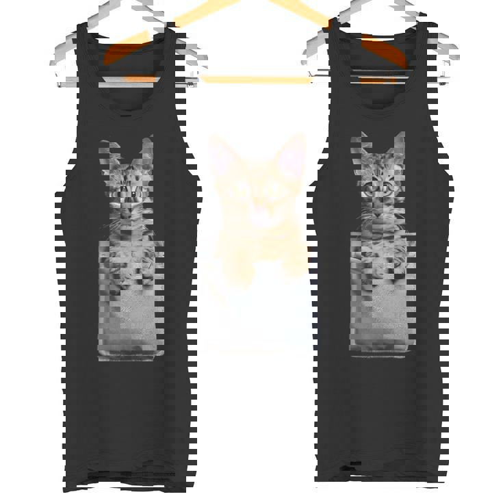 ポケットに入ったアビシニアン猫 タンクトップ