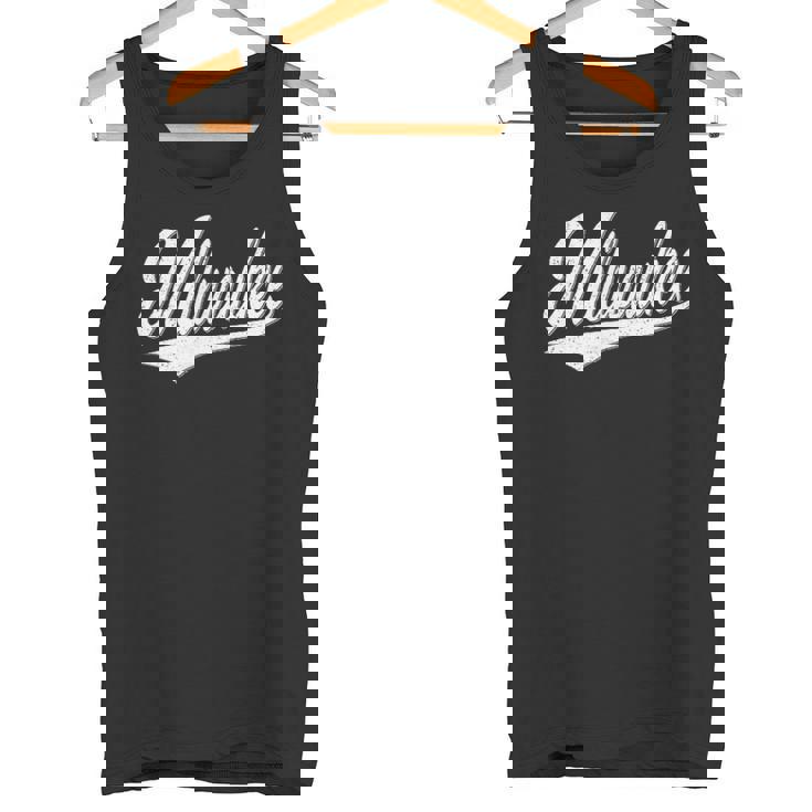 ミルウォーキー ウィスコンシン バーシティ スクリプト ヴィンテージ スポーツスタイル タンクトップ