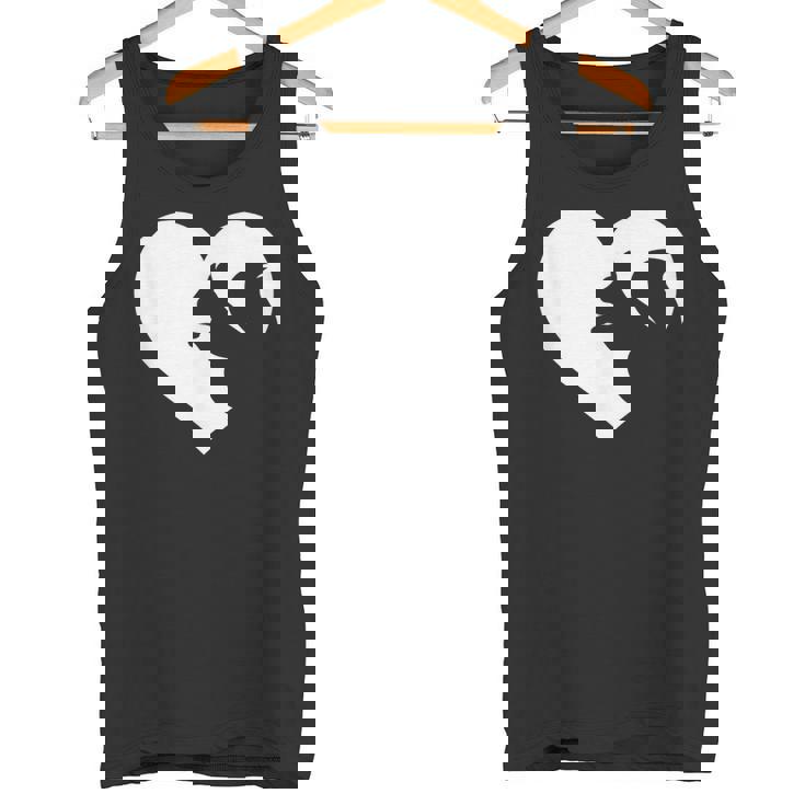 リス どんぐり 森 動物好き ハートツリー シマリス ナッツ タンクトップ