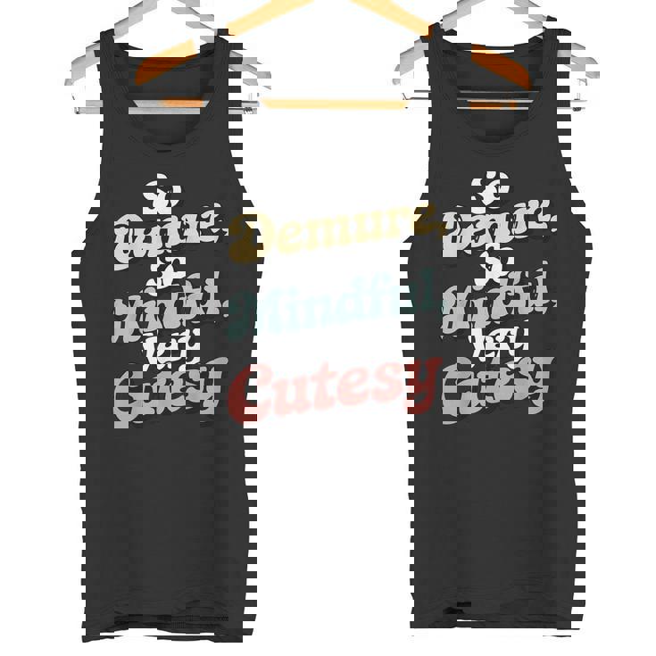 ヴィンテージ とても控えめで、とてもマインドフルで、とてもキュートでレトロな控えめなピンク。 タンクトップ