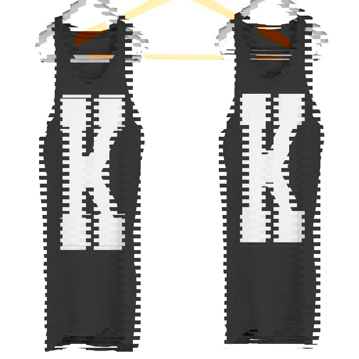 大文字 K アルファベットモノグラム イニシャル タンクトップ