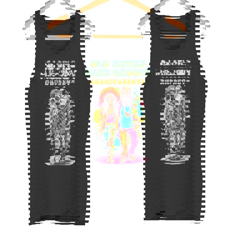年老いたヒッピーがグルーヴィーな祖父母を作る タンクトップ