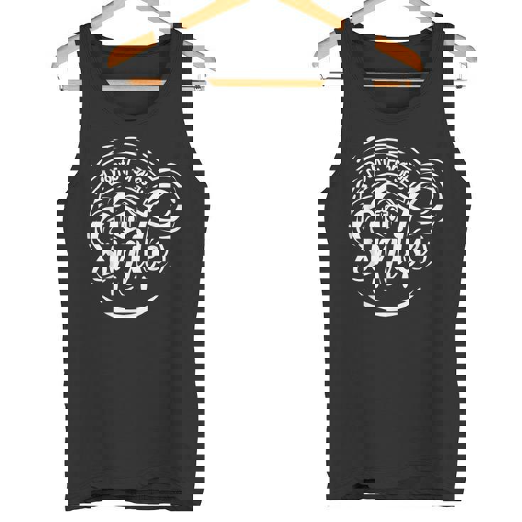 微笑むことを忘れないでください タンクトップ