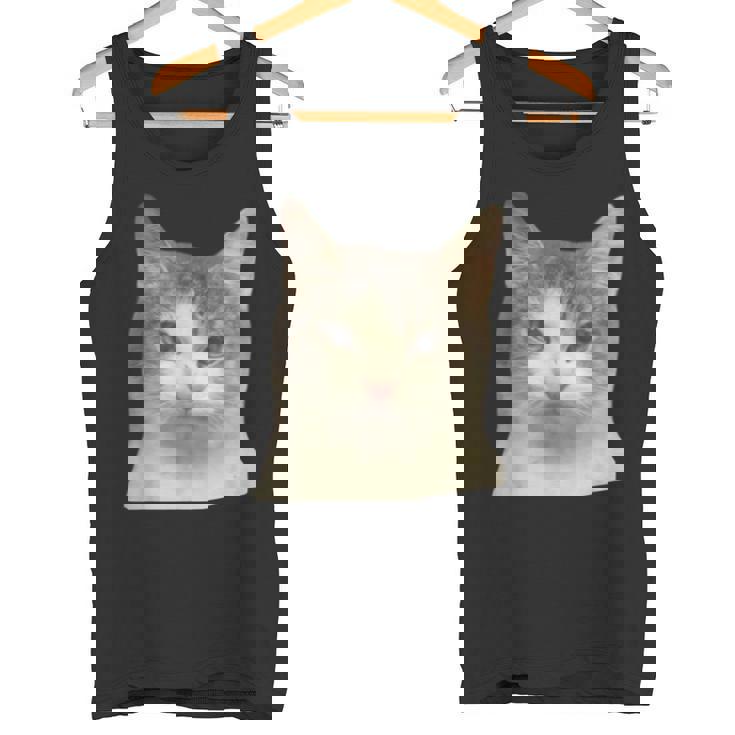 怒っている猫 リアル ミーム ウイルス インターネット タンクトップ