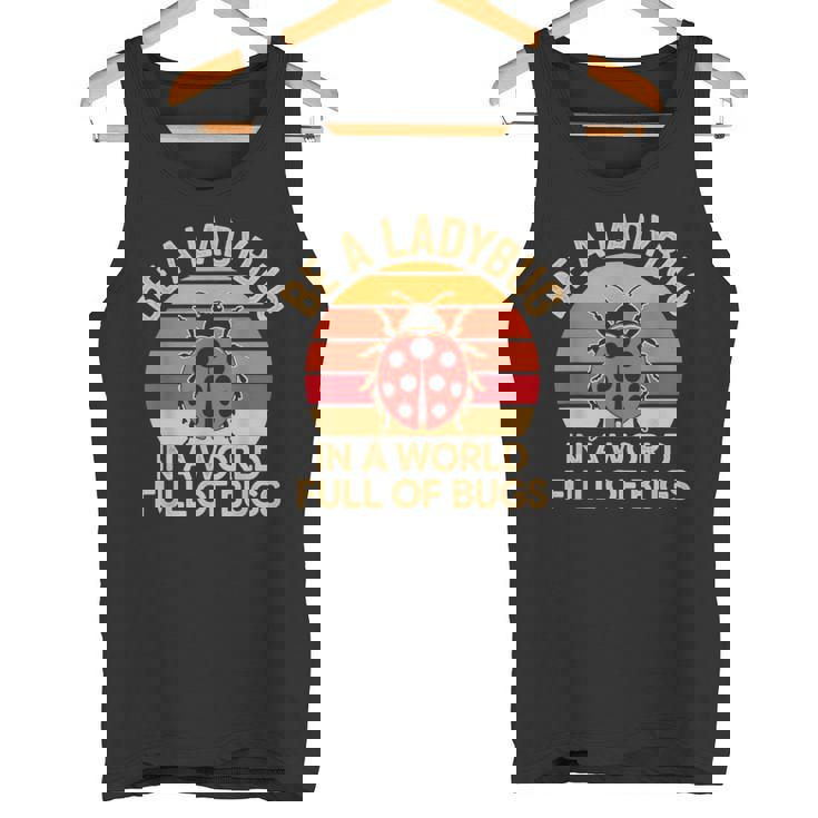 虫だらけの世界でてんとう虫になろう レトロなてんとう虫 タンクトップ