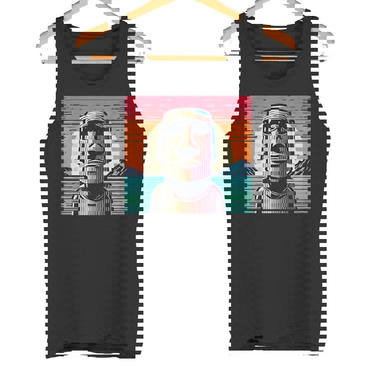 面白いイースター島像 レトロなモアイヘッドラパヌイv3 タンクトップ