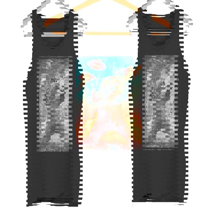 面白いレトロな日本の怪獣モンスターカワウソの自撮り写真東京ufo タンクトップ