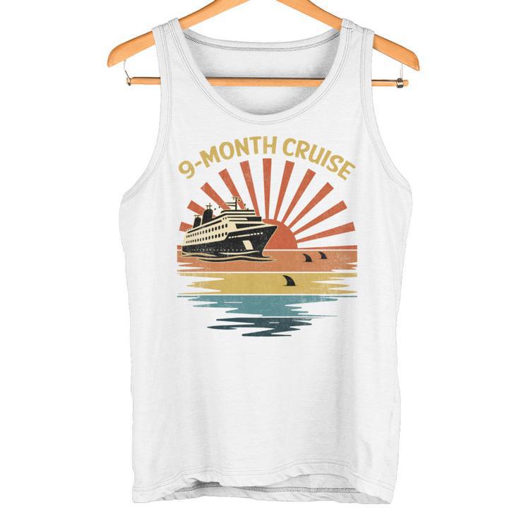 Nine Month Cruisehipunset Withharks In Ocean 長袖tシャツ タンクトップ