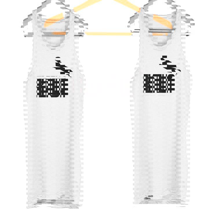 【バックプリント・背中側】Kawa カーワ《ブラック 黒》コツメカワウソ スポーツ ブランド パロディ 面白い かわいい タンクトップ