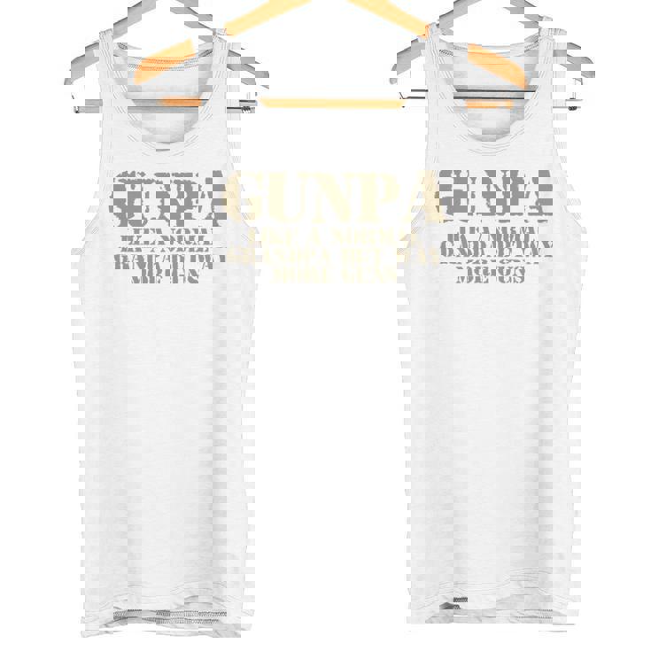 ガンパ 普通のおじいちゃん軍隊 銃好きのおじいちゃん 長袖tシャツ タンクトップ