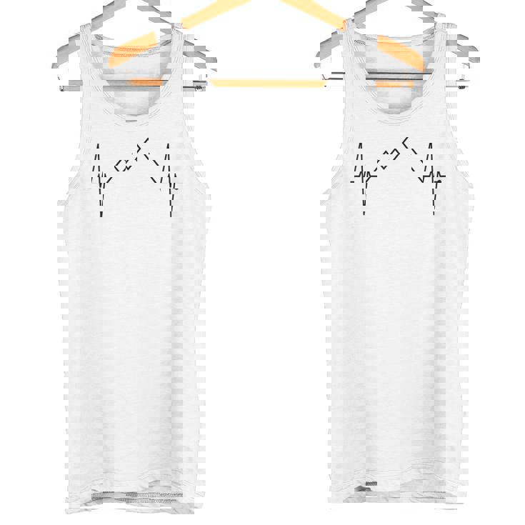 山のハートビート ハイキング 登山 恋人 ハイカー タンクトップ