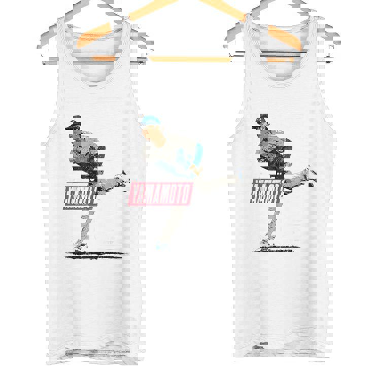 山本由伸 タンクトップ