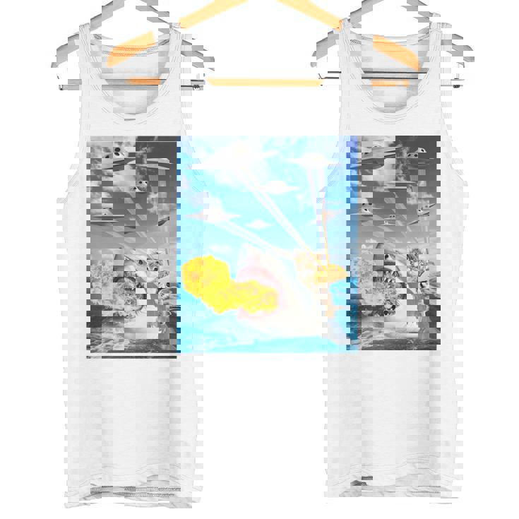 猫に乗って火を吐くサメレインボーレーザータコス 長袖tシャツ タンクトップ