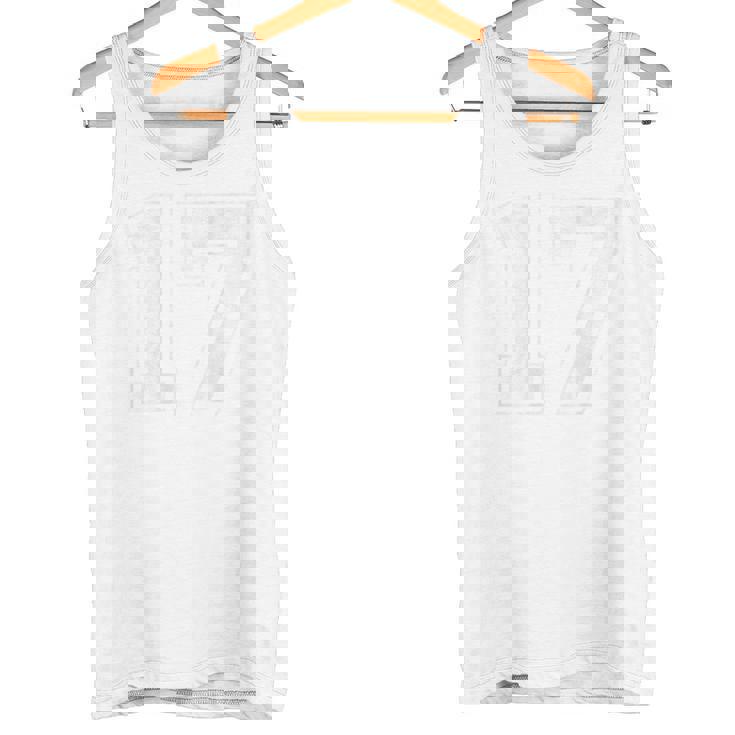 背面に17番。 タンクトップ