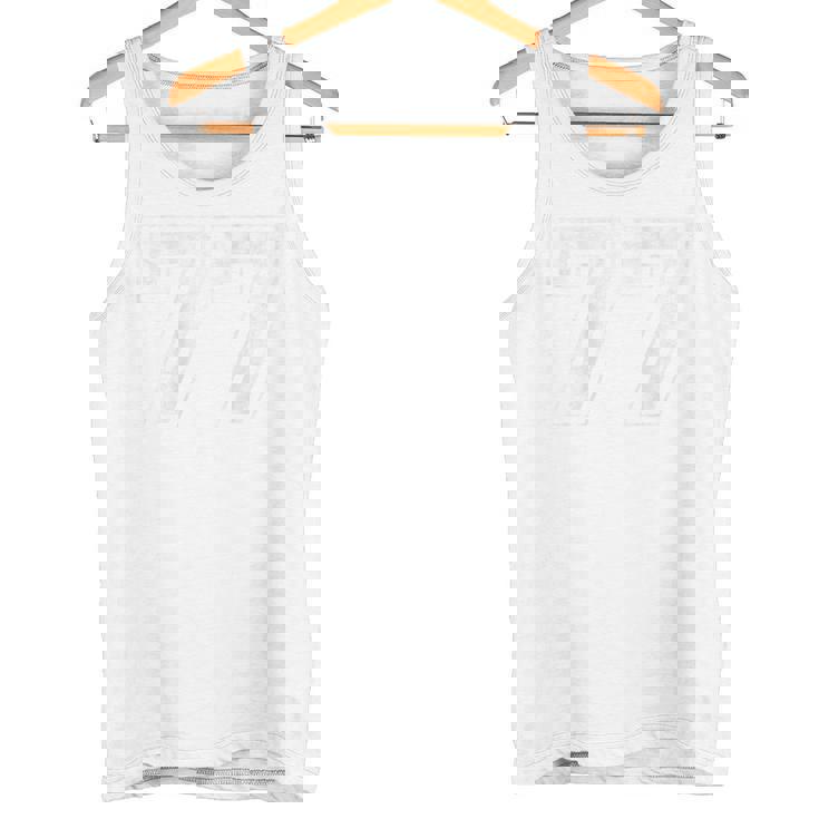 背面に77番。 タンクトップ