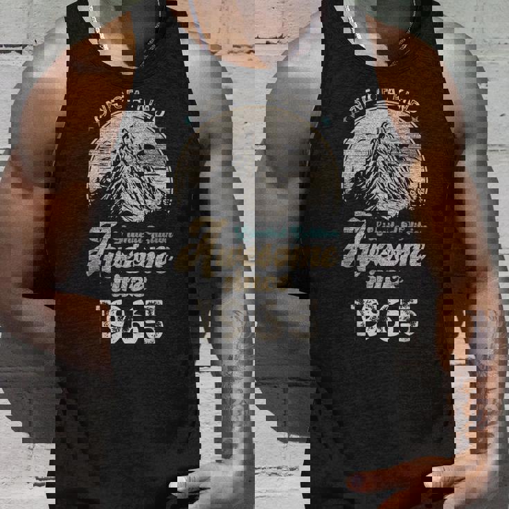 1965年以来の素晴らしい山 60歳の誕生日 タンクトップ 彼への贈り物