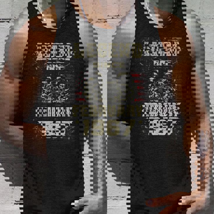 1967年2月以来の伝説 1967年2月生まれ。 タンクトップ 彼への贈り物