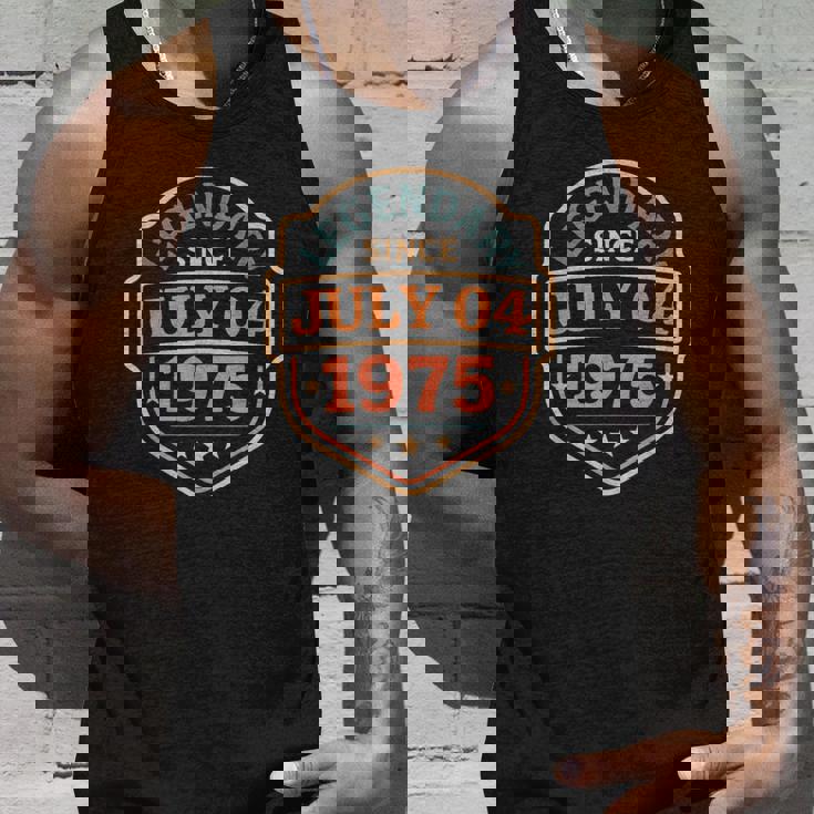 1975年7月4日以来、伝説的。素晴らしい誕生日パーティーレトロ。 タンクトップ 彼への贈り物