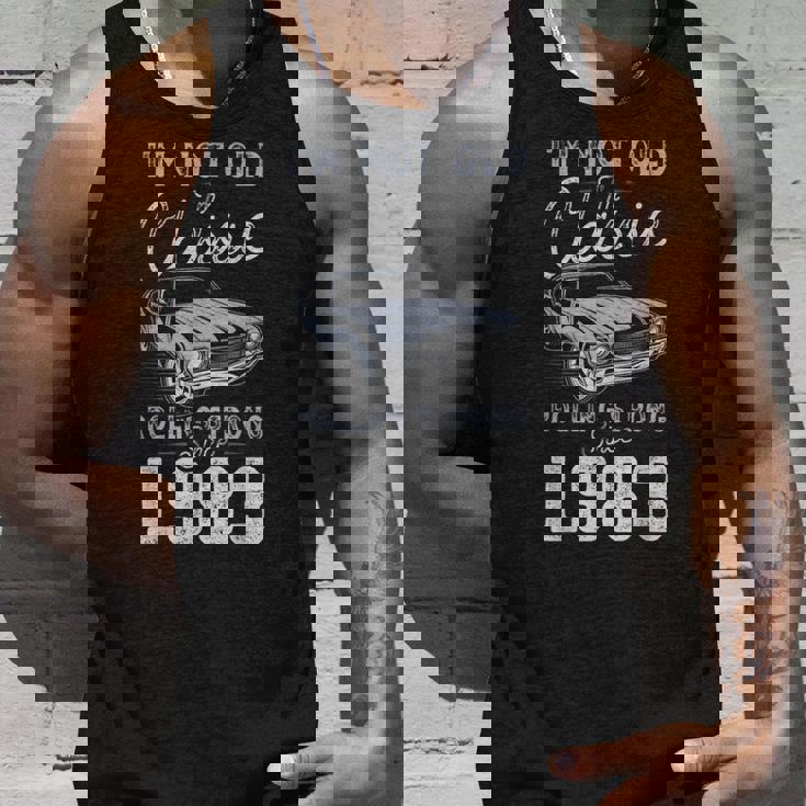 1983年生まれ マッスルカー生誕42周年 タンクトップ 彼への贈り物