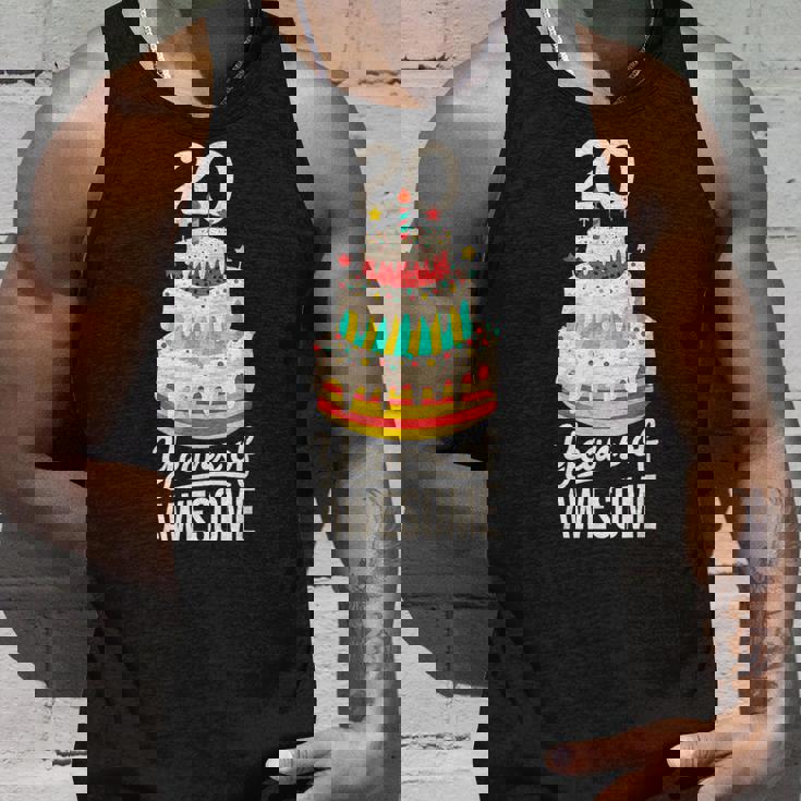 20 Years Of Awesome 20歳の誕生日ケーキ 大人用 タンクトップ 彼への贈り物