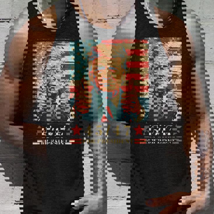 2024年大統領向けトランプ4547 タンクトップ 彼への贈り物