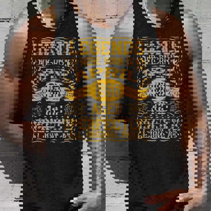 59歳の誕生日伝説は1966年4月に誕生しました。 タンクトップ 彼への贈り物