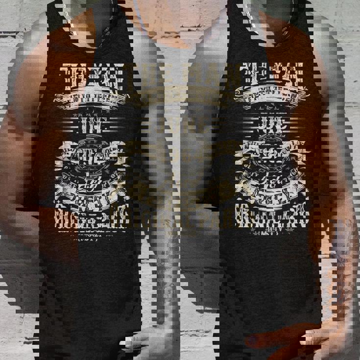 60歳の誕生日ギフト 男性用 面白い 60歳 誕生日 1964年6月 タンクトップ 彼への贈り物