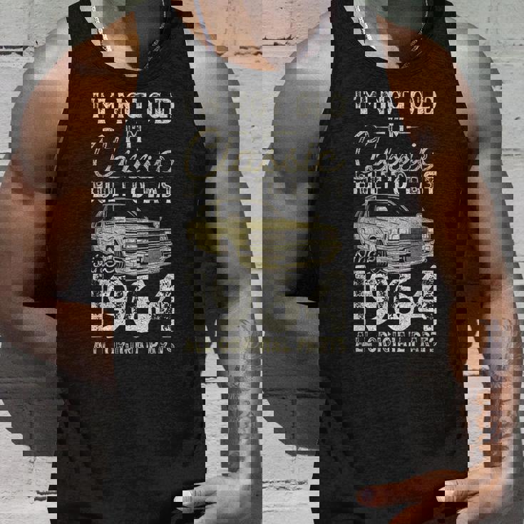 61 歳の誕生日、1964 年以来、クラシックカー、61 歳 タンクトップ 彼への贈り物