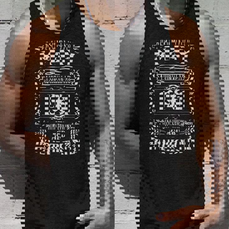 63歳の誕生日伝説は1961年5月に誕生しました。 タンクトップ 彼への贈り物