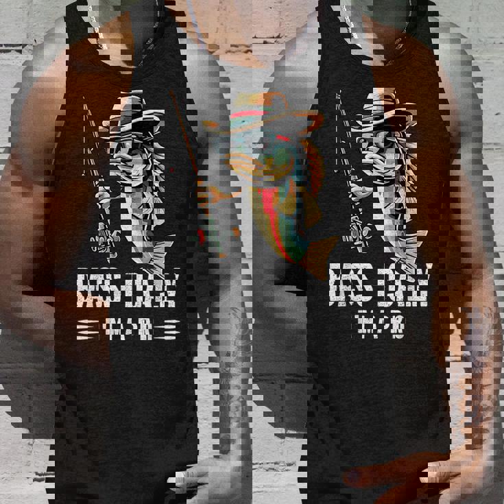 Bass-Ically I'm A Pro バスフィッシングアパレル メンズ キッズ タンクトップ 彼への贈り物