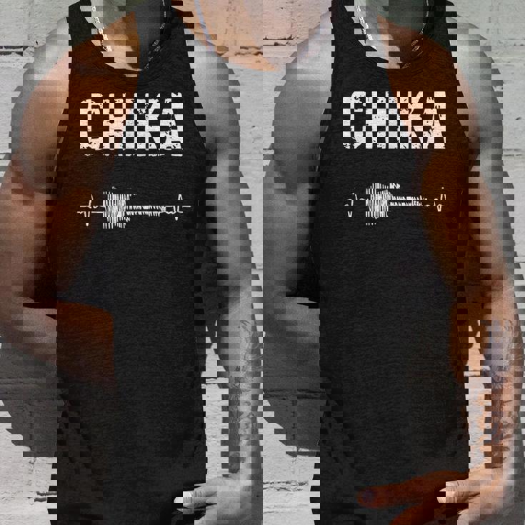 Chika ギター ハートビート 音楽 ギタリスト レトロ ヴィンテージ タンクトップ 彼への贈り物