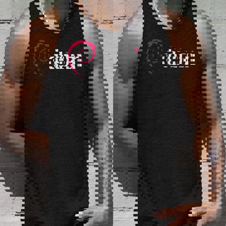 Debian Linux Tux プラグインプログラマー タンクトップ 彼への贈り物