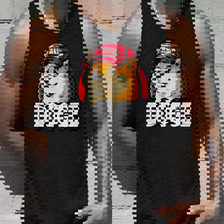 Doge Trump Hodl Cryptocurrency タンクトップ 彼への贈り物