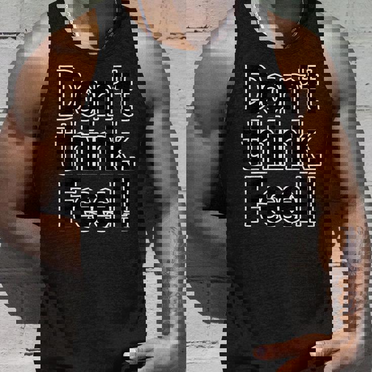 Don't Think Feel！考えるな、感じろ！（Big フォント）【オタt】映画 名言 セリフ 面白い言葉 タンクトップ 彼への贈り物