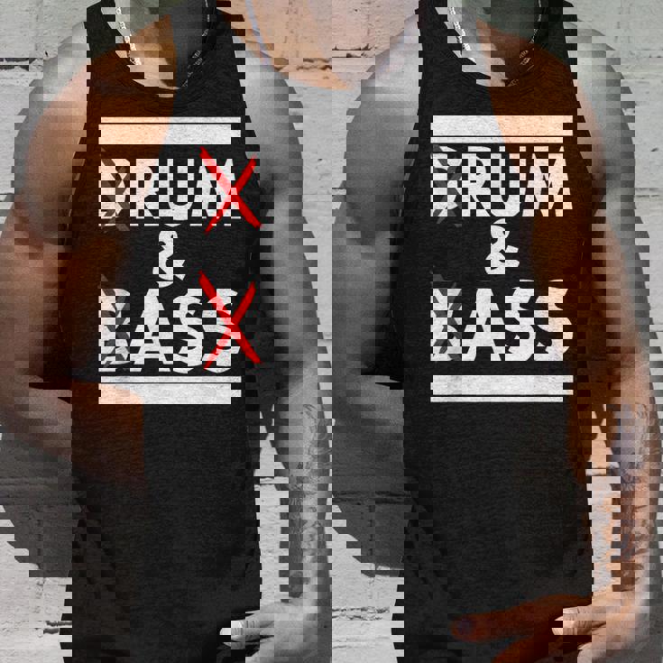 Drum And Bass Rum And Ass タンクトップ 彼への贈り物