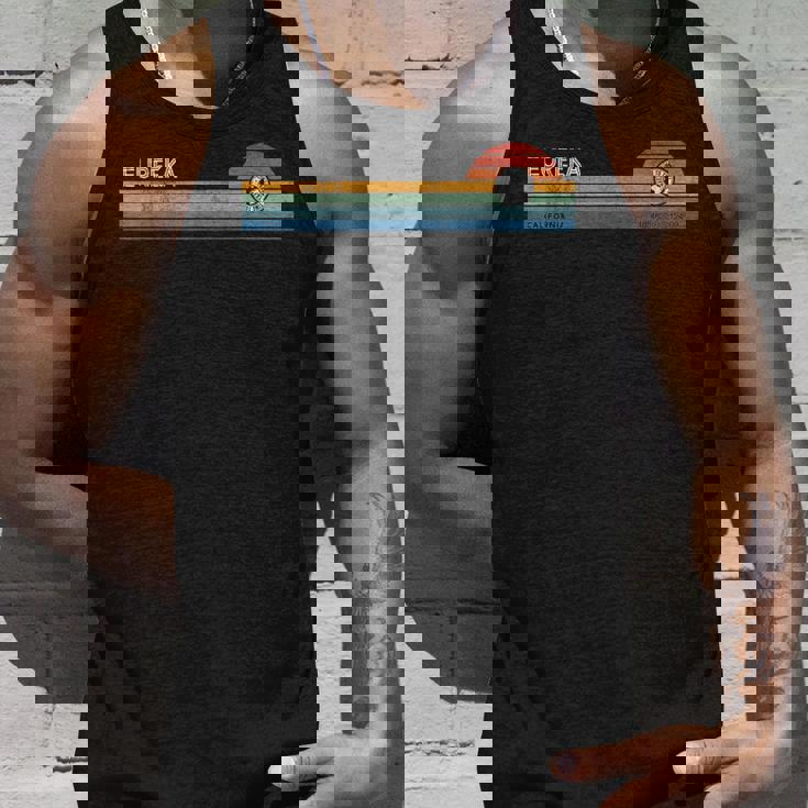 Eureka California Usa アメリカ レトロ サンセット レインボー シンセ タンクトップ 彼への贈り物