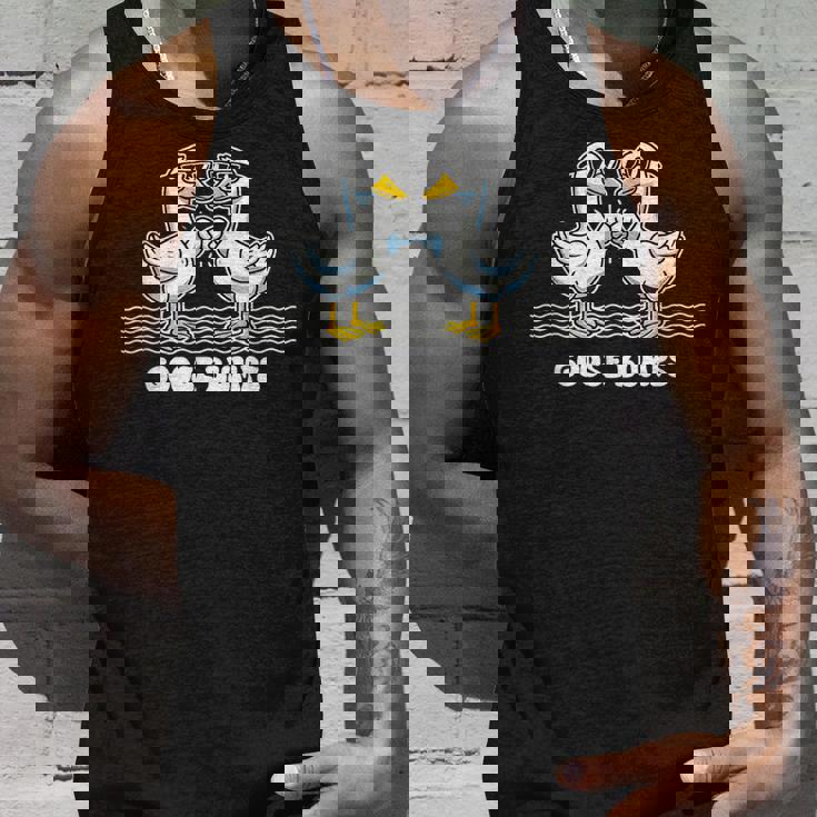 Goose Bumps ユーモラスなことわざ ガチョウの愚かな拳バンプ しゃれ タンクトップ 彼への贈り物