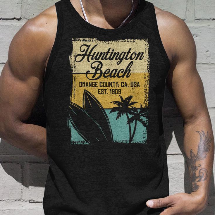 Huntington Beachurf City California アンティーク調サーフィン タンクトップ 彼への贈り物