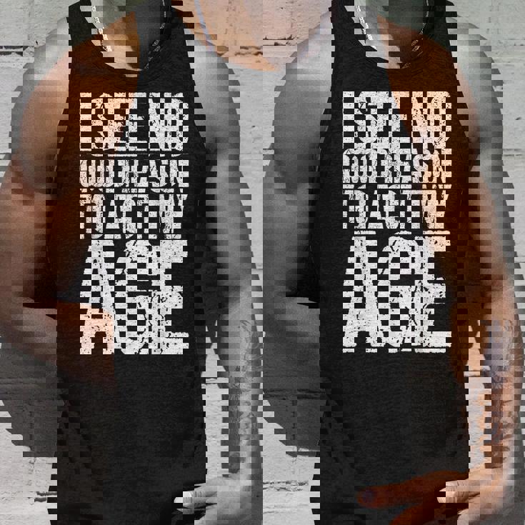 Iee No Good Reason To Act My Age タンクトップ 彼への贈り物