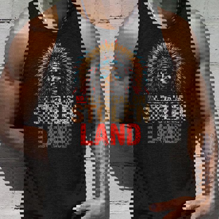 Indigenous Pride – Honoring Native History タンクトップ 彼への贈り物