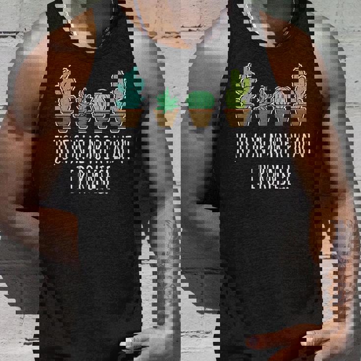 Just One More 植物 多肉植物 サボテン愛好家 タンクトップ 彼への贈り物